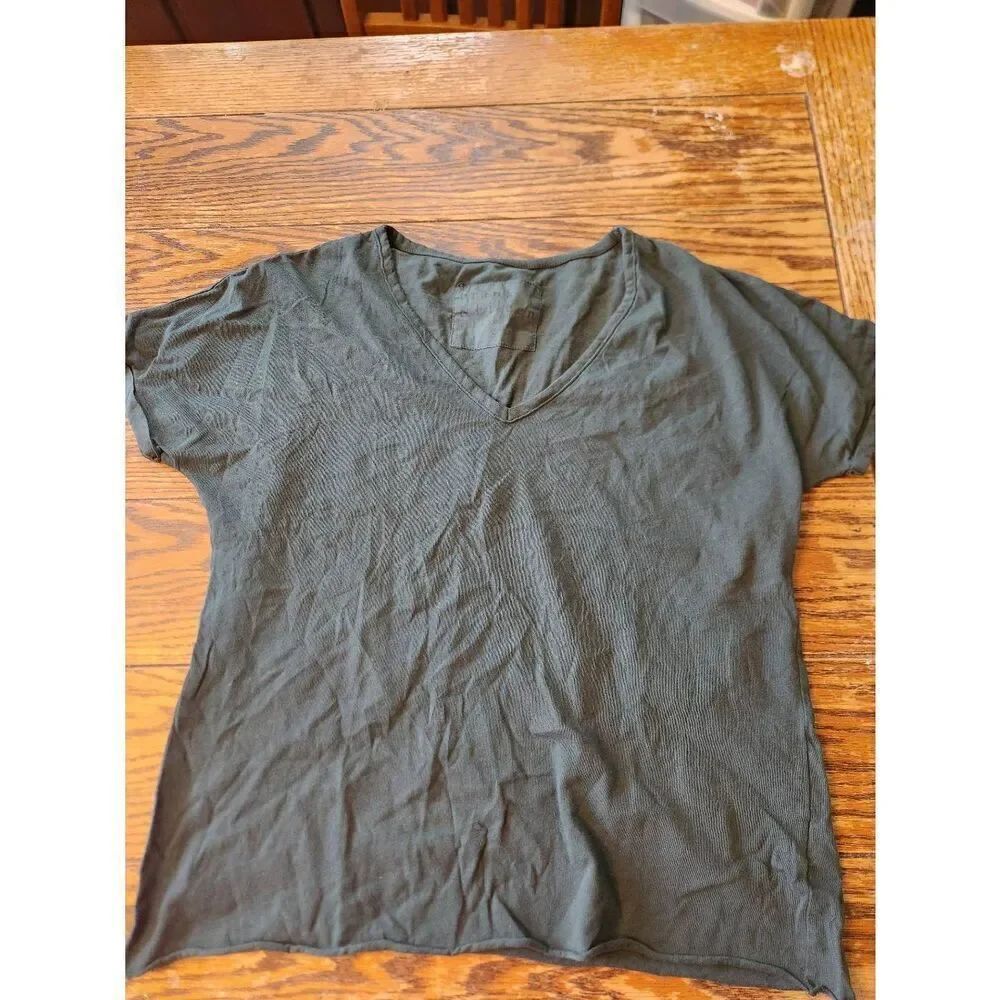 Frank&Eileen Tee Lab Deep V neck dark green tshirt sz Small